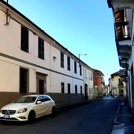 Nocleg ze śniadaniem Ghirovago Venaria Reale
